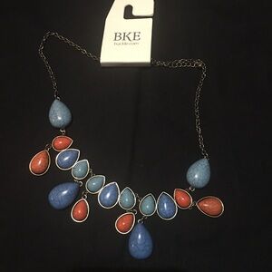 beautiful Necklace BKE‎